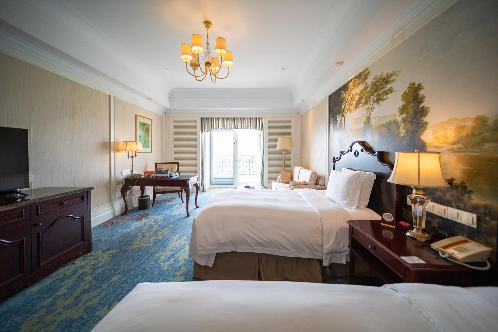 Jimo Crowne Plaza Ocean Spring Resort By Ihg מראה חיצוני תמונה